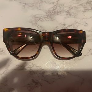 Sama Sunglasses Hideaway (L’AGENCE)